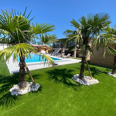 Studio Chez L'Habitant Avec Piscine Commune Grieges Εξωτερικό φωτογραφία