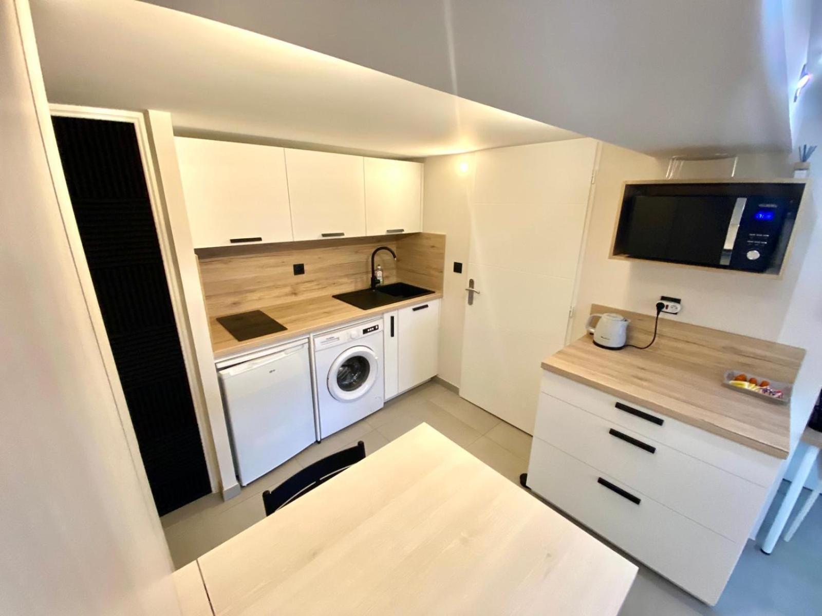 Studio Chez L'Habitant Avec Piscine Commune Grieges Εξωτερικό φωτογραφία