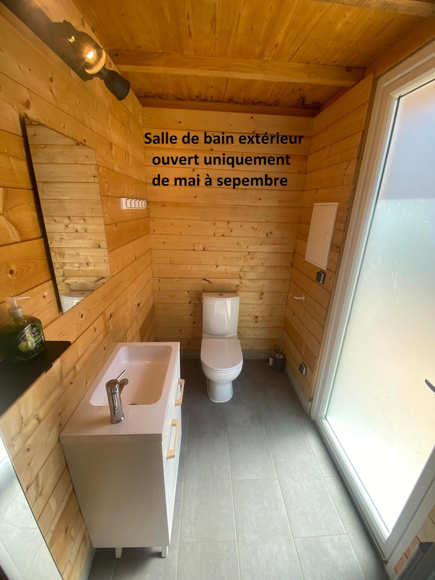 Studio Chez L'Habitant Avec Piscine Commune Grieges Εξωτερικό φωτογραφία